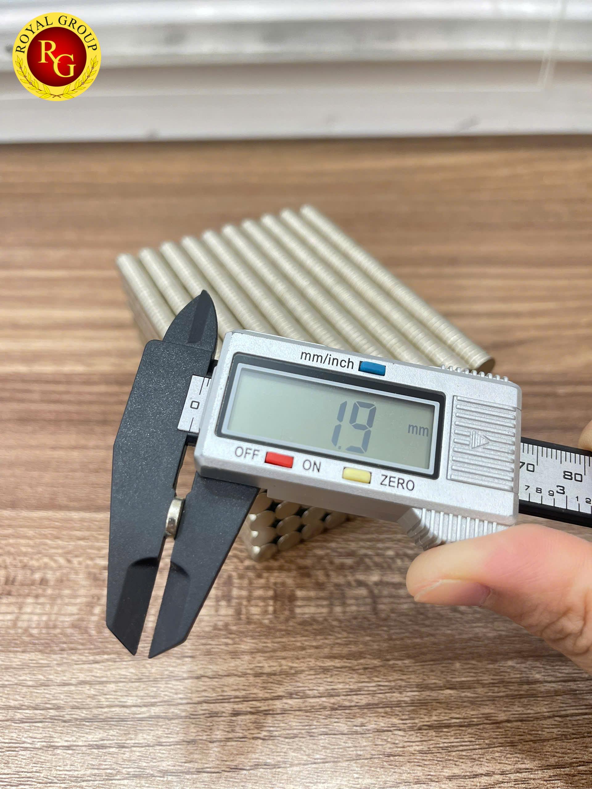Nam châm chịu nhiệt 8x2mm 350 độ - Ảnh 3