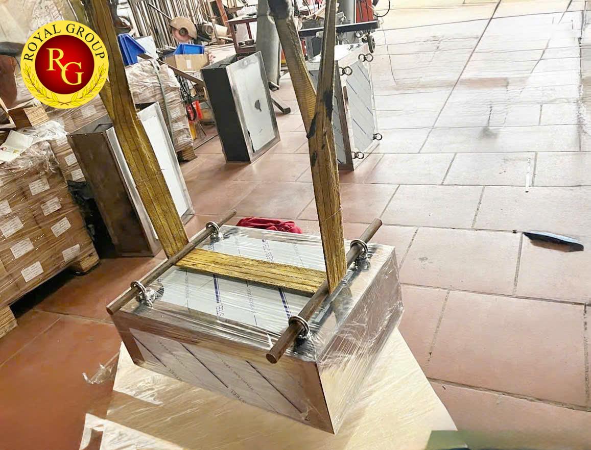 Nam châm phẳng 900x800x250mm bọc inox 304