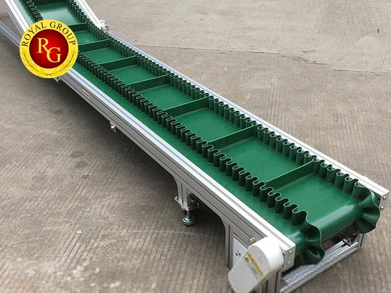 Băng tải tai bèo – Giải pháp vận chuyển vật liệu dốc, tải trọng lớn - Ảnh 2