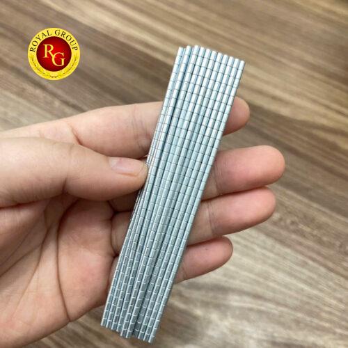 Alternative view of Nam châm chịu nhiệt 350 độ 3x2mm mạ Kẽm