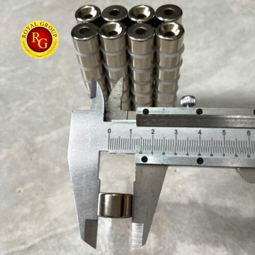Alternative view of Nam Châm 15x10mm Lỗ Vát 5mm