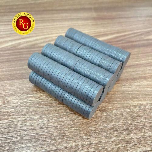 Nam châm Ferrite 20x3mm