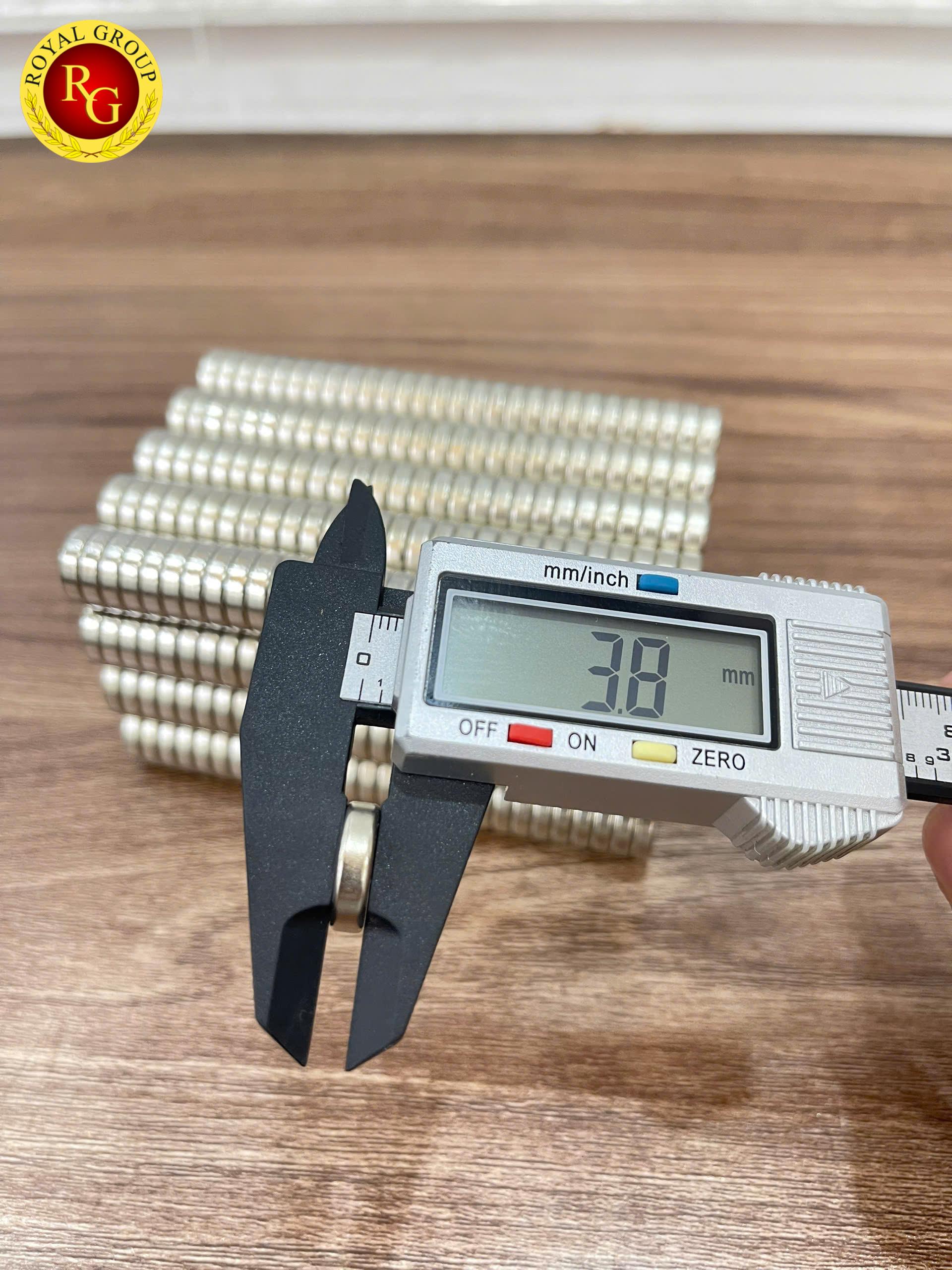 Nam châm đất hiếm 15x4 có lỗ vat - Ảnh 5