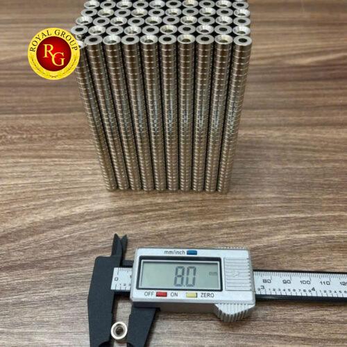 Alternative view of Nam châm đất hiếm 8x3 lỗ VAT 3mm