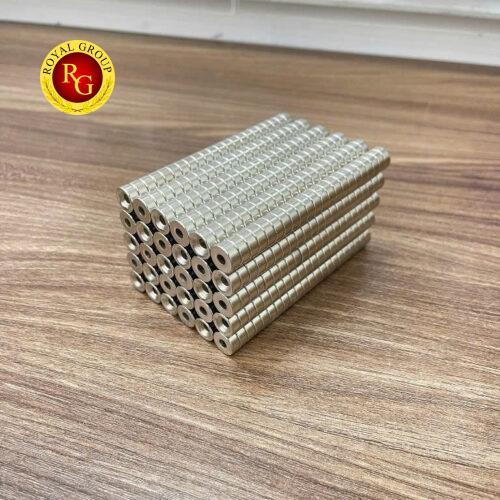 Nam châm đất hiếm 12x5 lỗ vat 4mm
