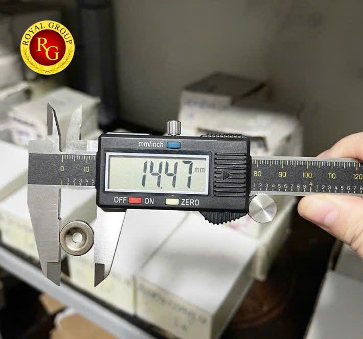 Nam châm đất hiếm 15x3 lỗ vat 4mm - Ảnh 2