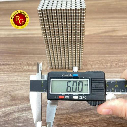 Alternative view of Nam châm đất hiếm 6x4mm
