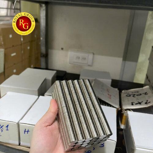 Nam châm đất hiếm 12x1,4mm