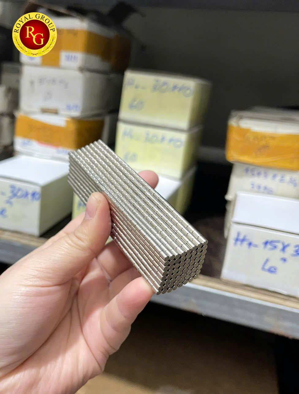 Nam châm đất hiếm 3x4mm
