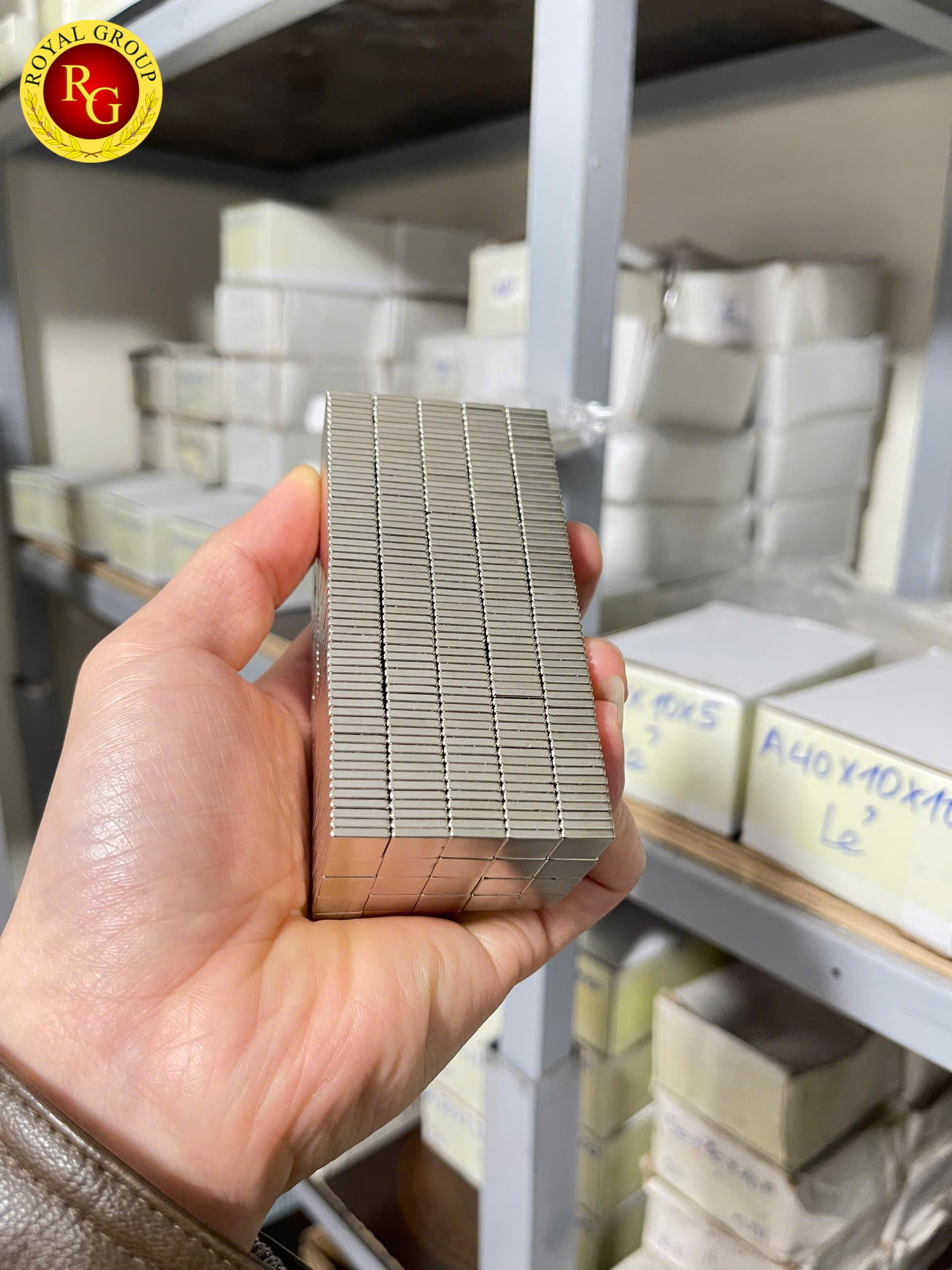 Nam châm đất hiếm 10x10x2mm