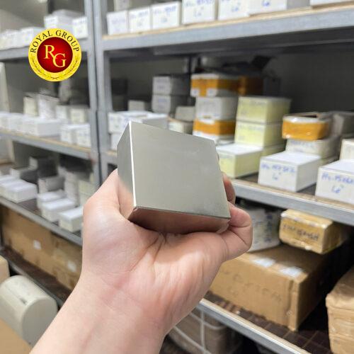 Nam Châm Đất Hiếm 70x70x30mm