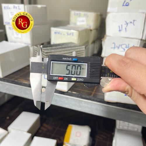 Alternative view of Nam châm đất hiếm 5x2mm