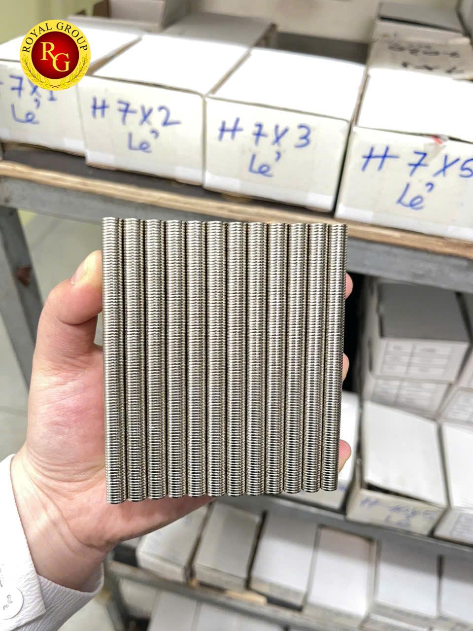 Nam châm đất hiếm 7x1mm