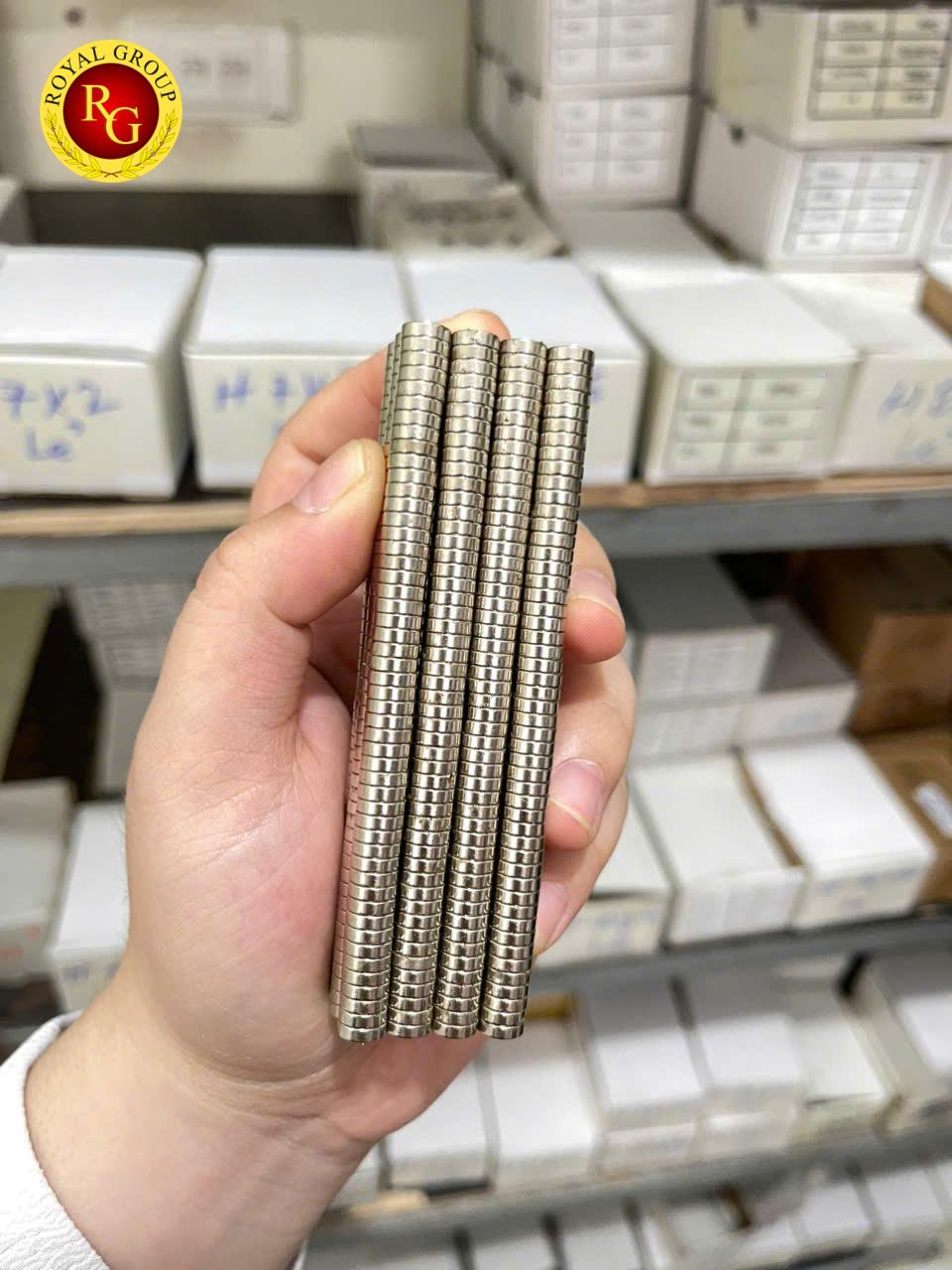 Nam châm đất hiếm 7x2mm